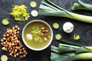 Lauchsuppe mit Croutons
