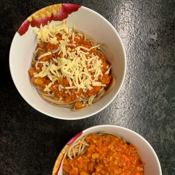 Linsen-Bolo mit Spaghetti